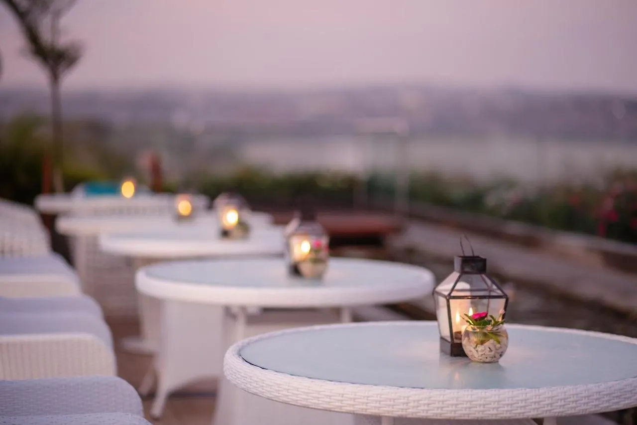 Jimbaran Bay Beach Resort And Spa By Prabhu